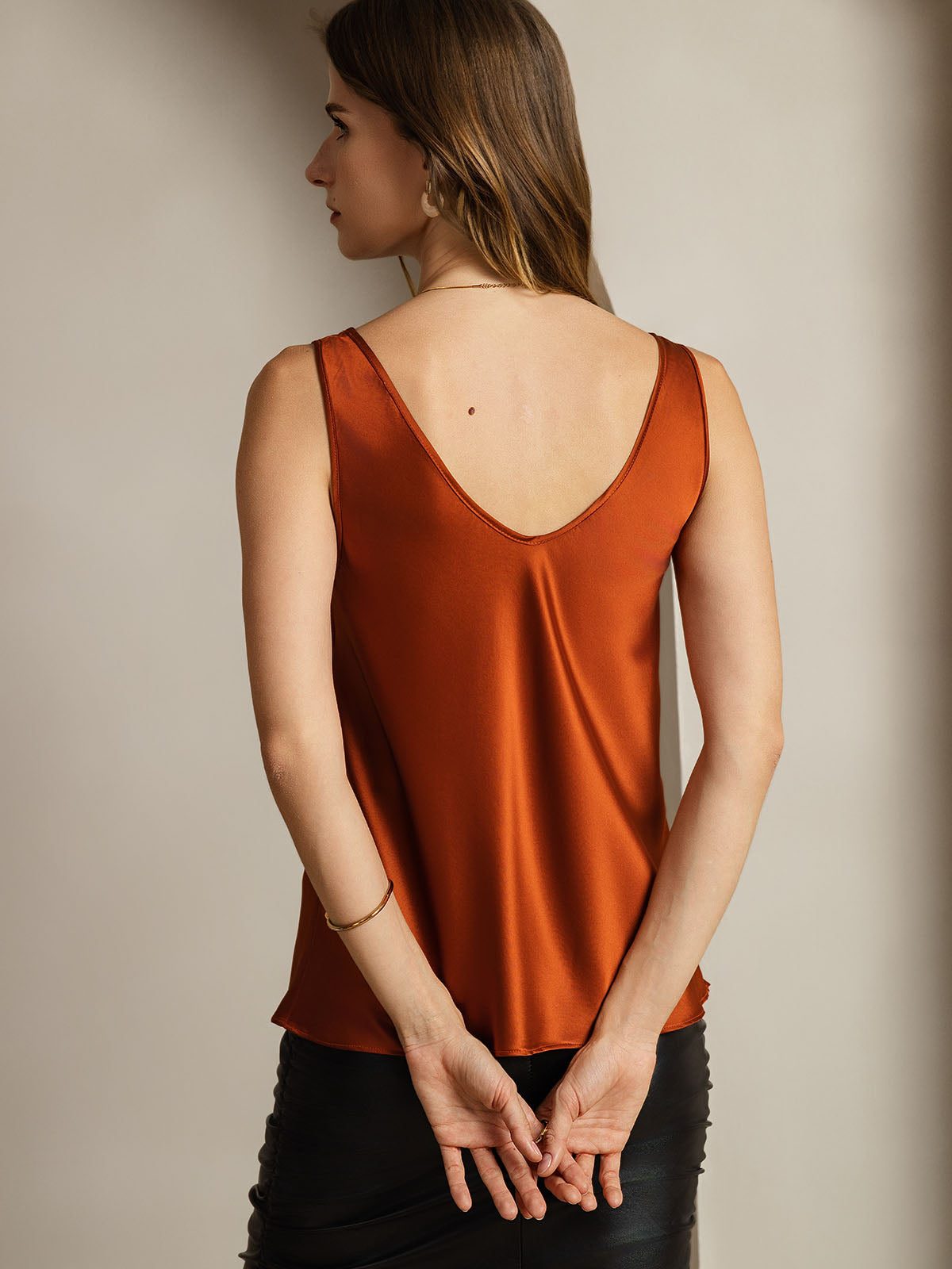 [Caramelo] SilkSilky-ES 19Momme Seda Cuello en V Top de tirantes 003