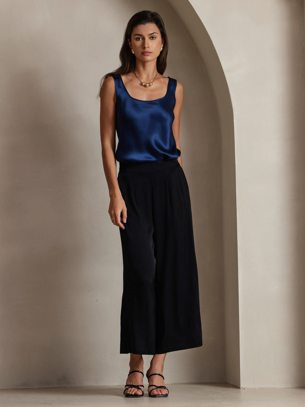 [Azul Oscuro] SilkSilky-ES 19Momme Sin mangas Escote Cuchara Top de tirantes 007