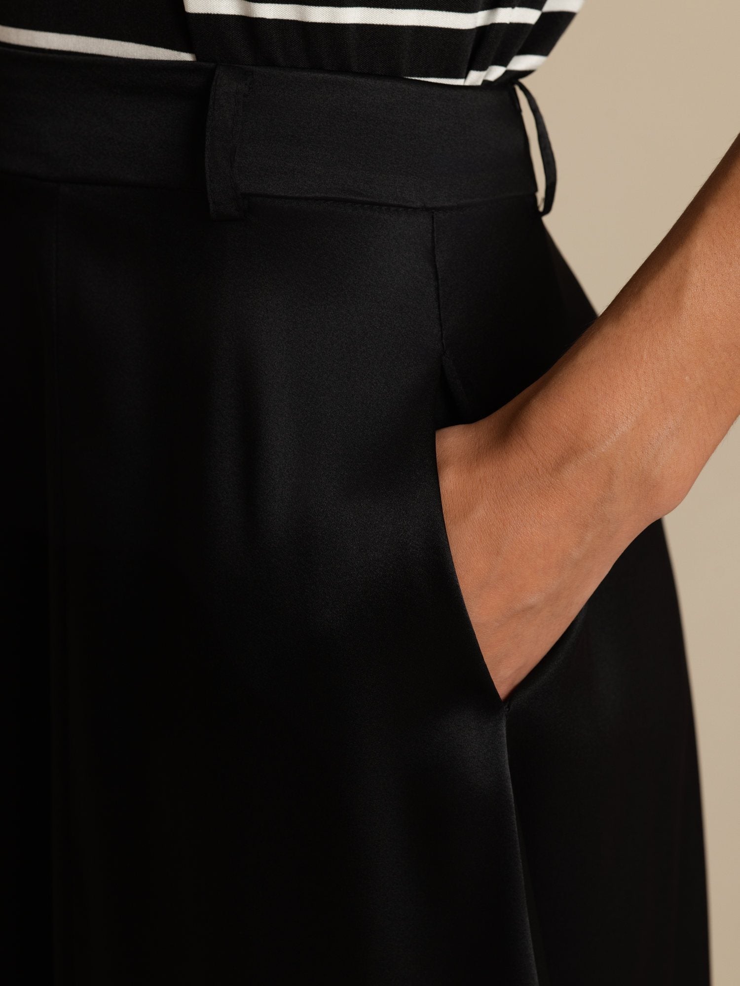 [Negro] SilkSilky-ES 19Momme Seda Skirt 007