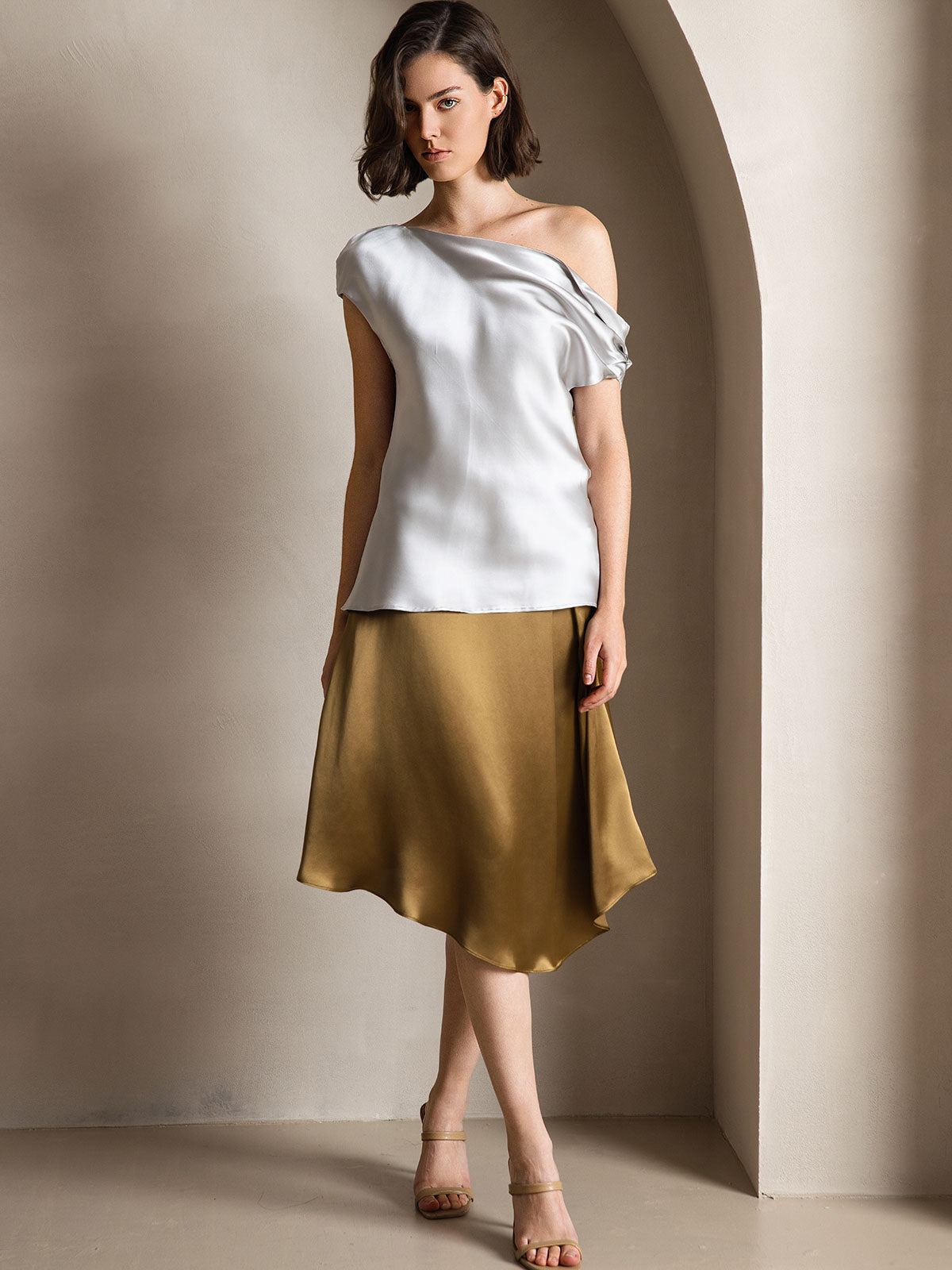 [Gris Claro] SilkSilky-ES 19Momme Seda Un hombro Camisetas de Mujer 004