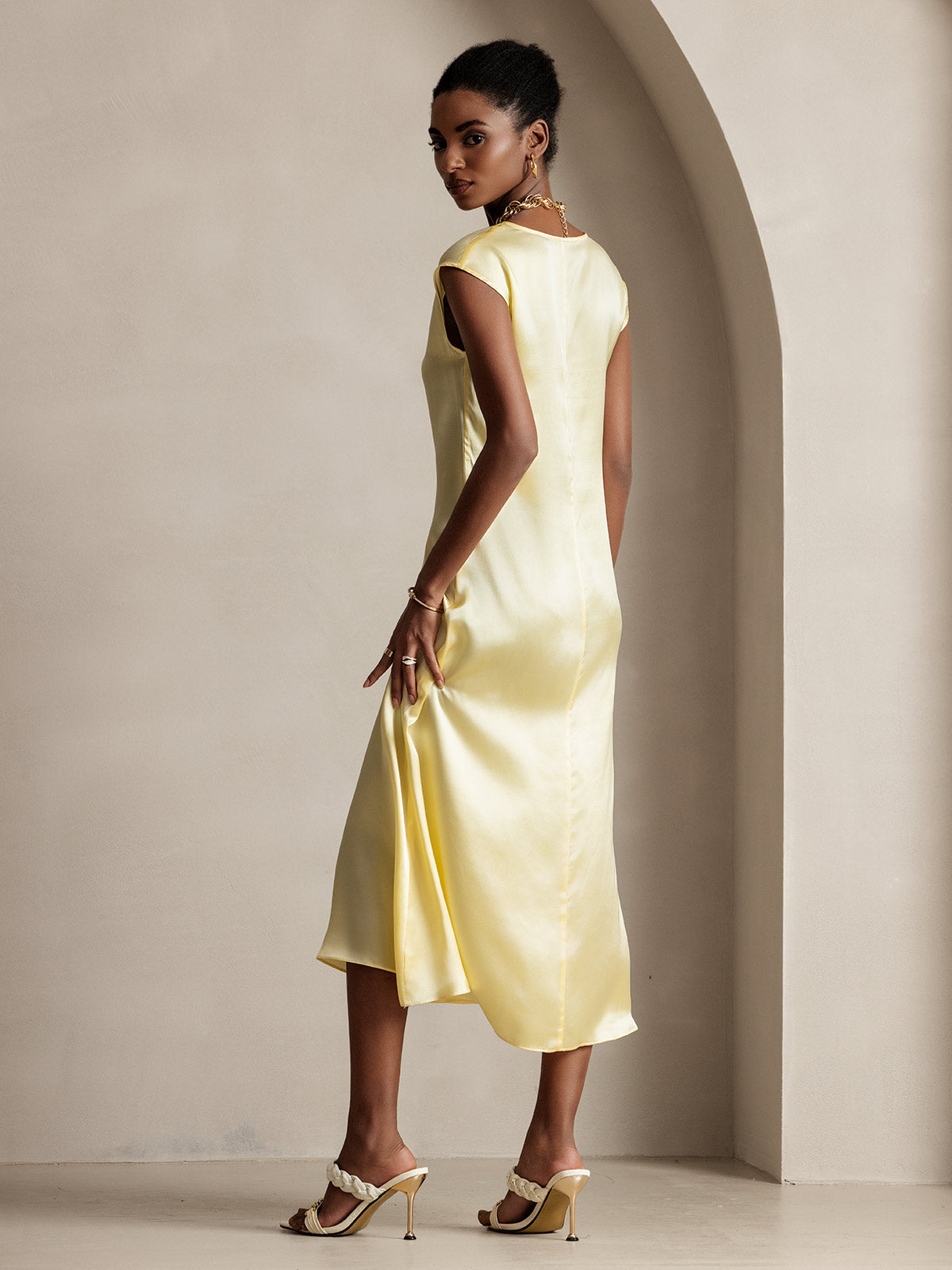 [Amarillo Claro] SilkSilky-ES 19Momme Seda Dress 002