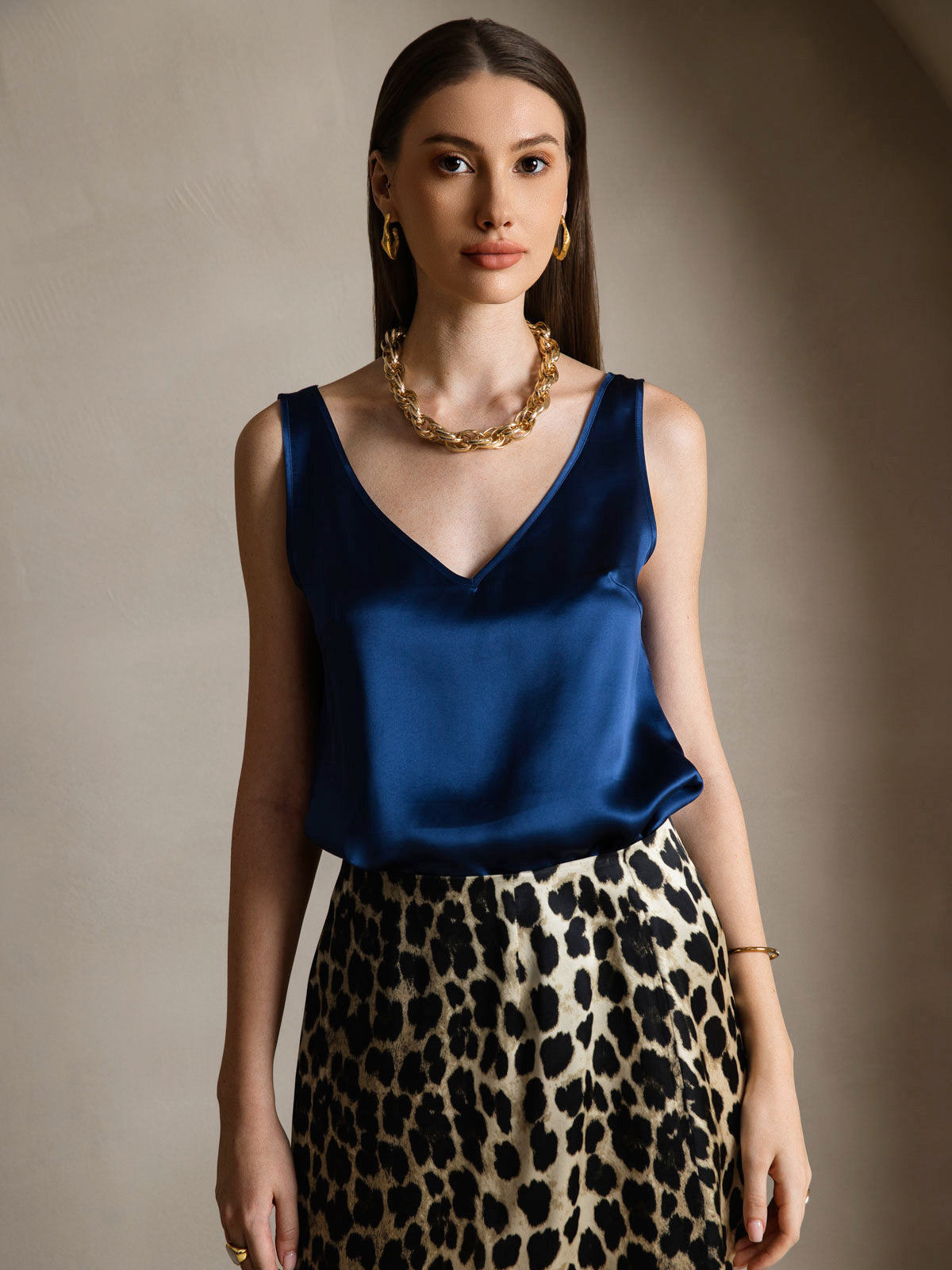 [Azul Oscuro] SilkSilky-ES 19Momme Sin mangas Cuello en V Top de tirantes 004