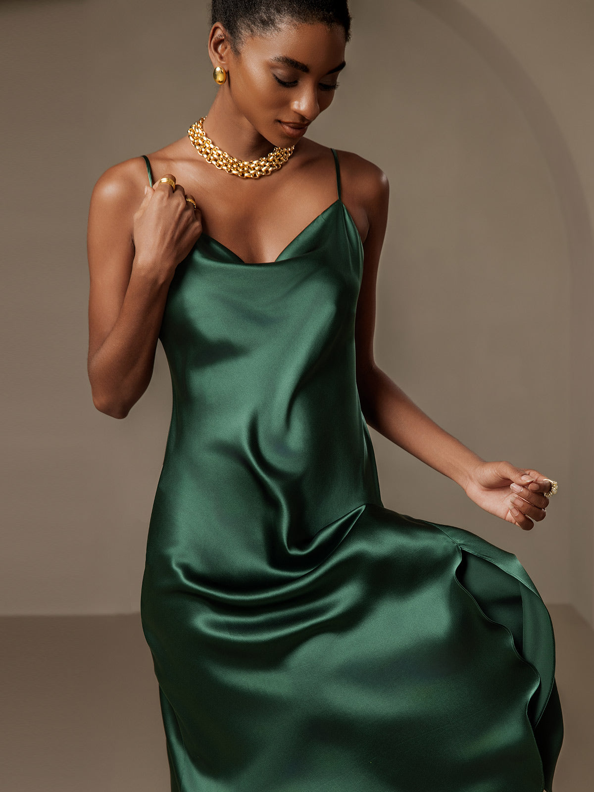 [Verde Oscuro] SilkSilky-ES 19Momme Seda Pura Escote Caído Vestido 004