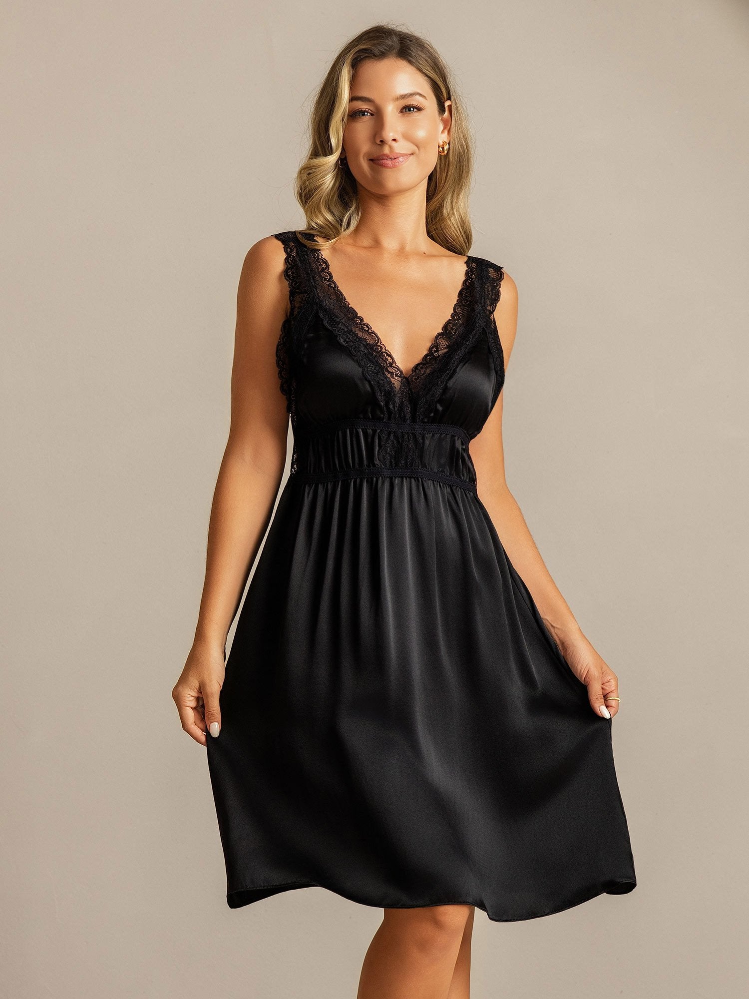[Negro] SilkSilky-ES Sleeveless Deep V Neck Camisón 003