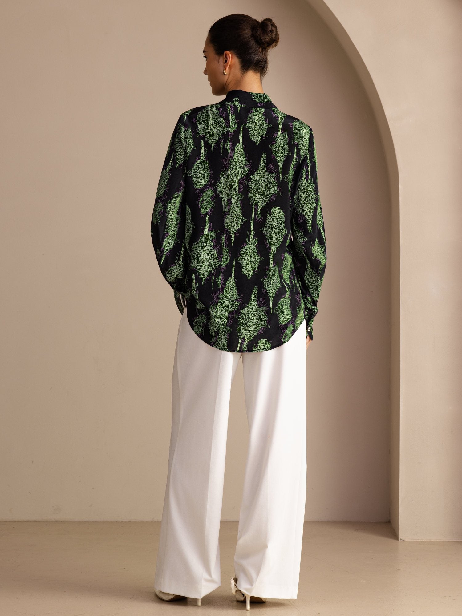 [Musgo Negro] SilkSilky-ES Long Sleeve Lapel Collar Blusa 002
