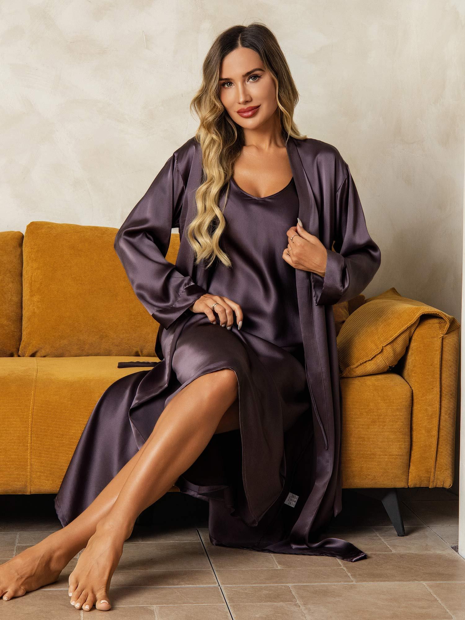 [GrisPúrpura] SilkSilky-ES Seda Pura Cuello en V Conjunto de camisón y bata 007