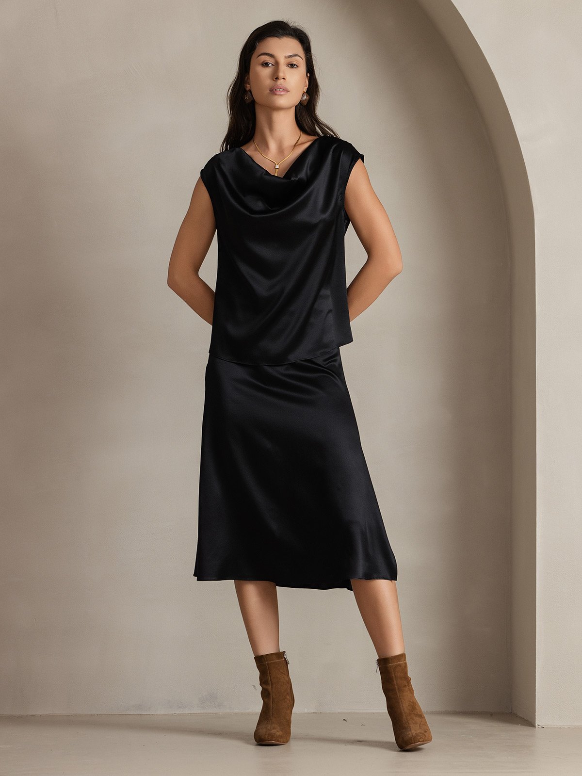 [Negro] SilkSilky-ES 19Momme Seda Escote Caído Camisetas de Mujer 005