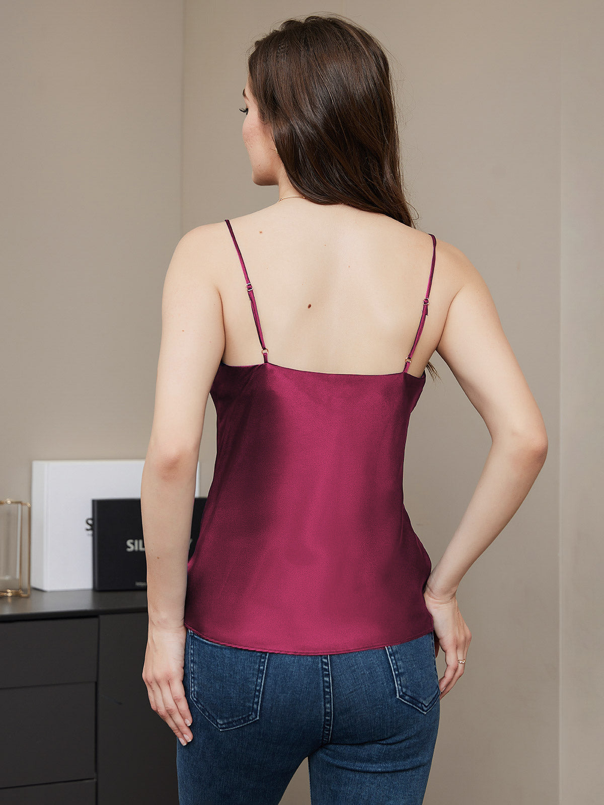 [Fucsia] SilkSilky-ES Seda Pura Cuello en V Top de tirantes 002
