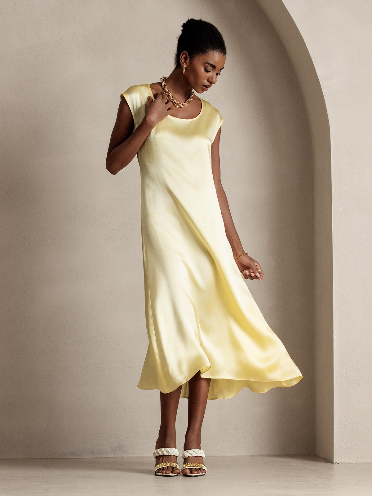 [Amarillo Claro] SilkSilky-ES 19Momme Seda Dress 004