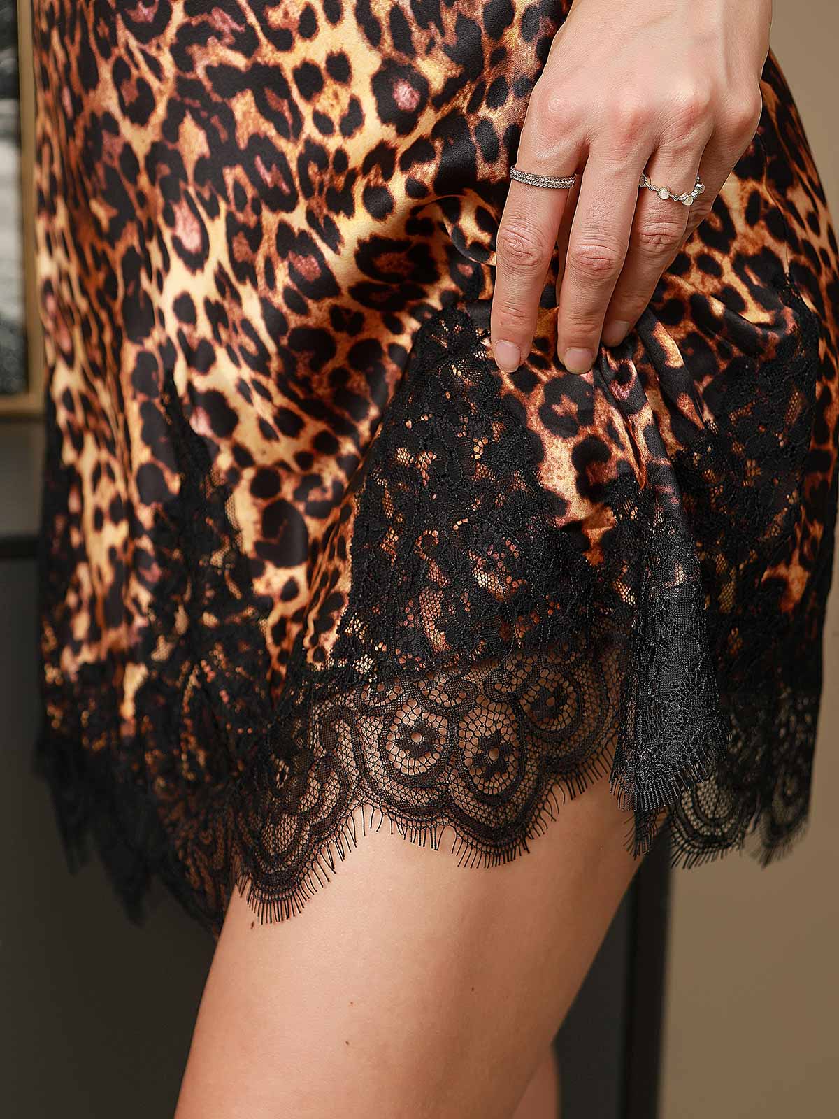 [Leopard] SilkSilky-CA Pure Silk V Neck Nightgown 008
