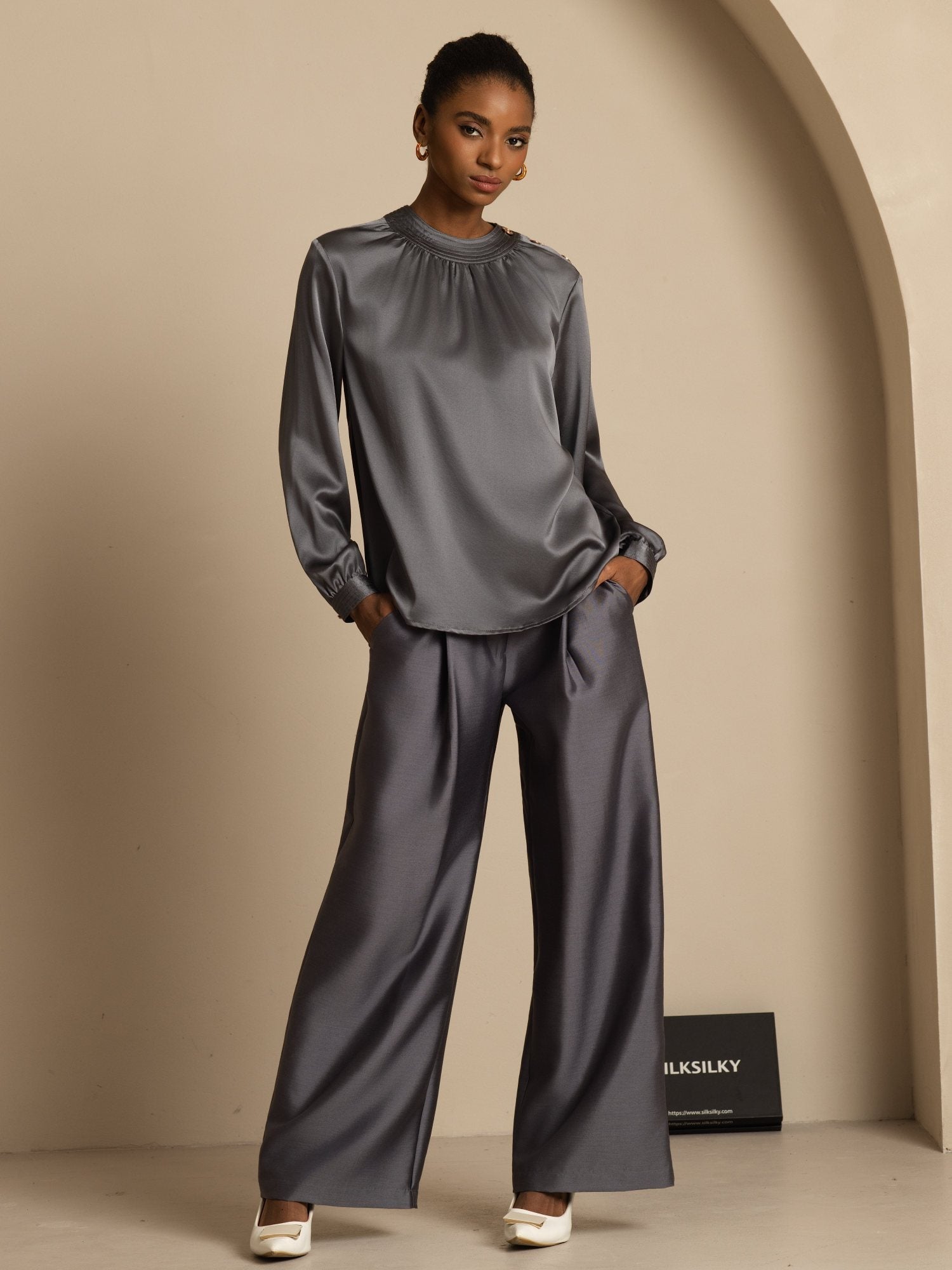 [GrisOscuro] SilkSilky-ES 19Momme Seda Manga larga Cuello Redondo Blusa 003