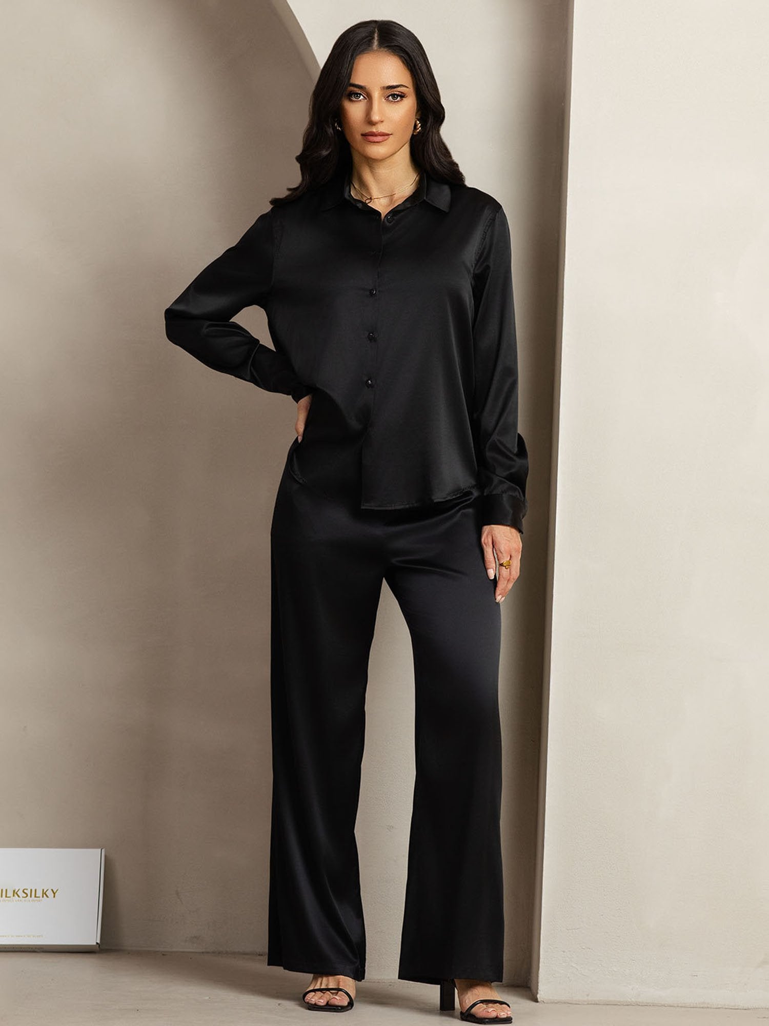 [Negro] SilkSilky-ES 19Momme Seda Lapel Collar Women''s Outfit Sets 004