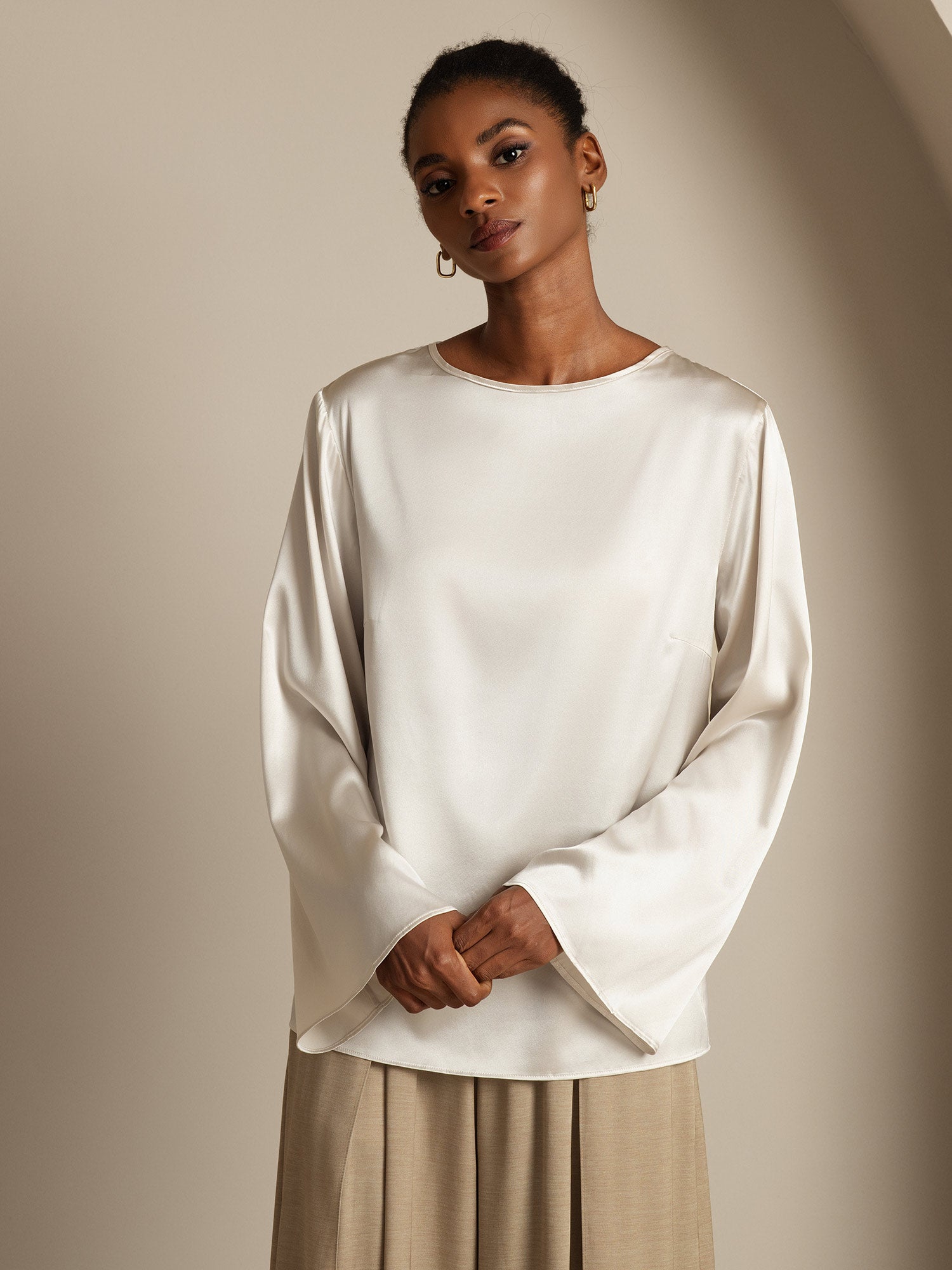 [Gris Claro] SilkSilky-ES 19Momme Seda Womens T-Shirt 004