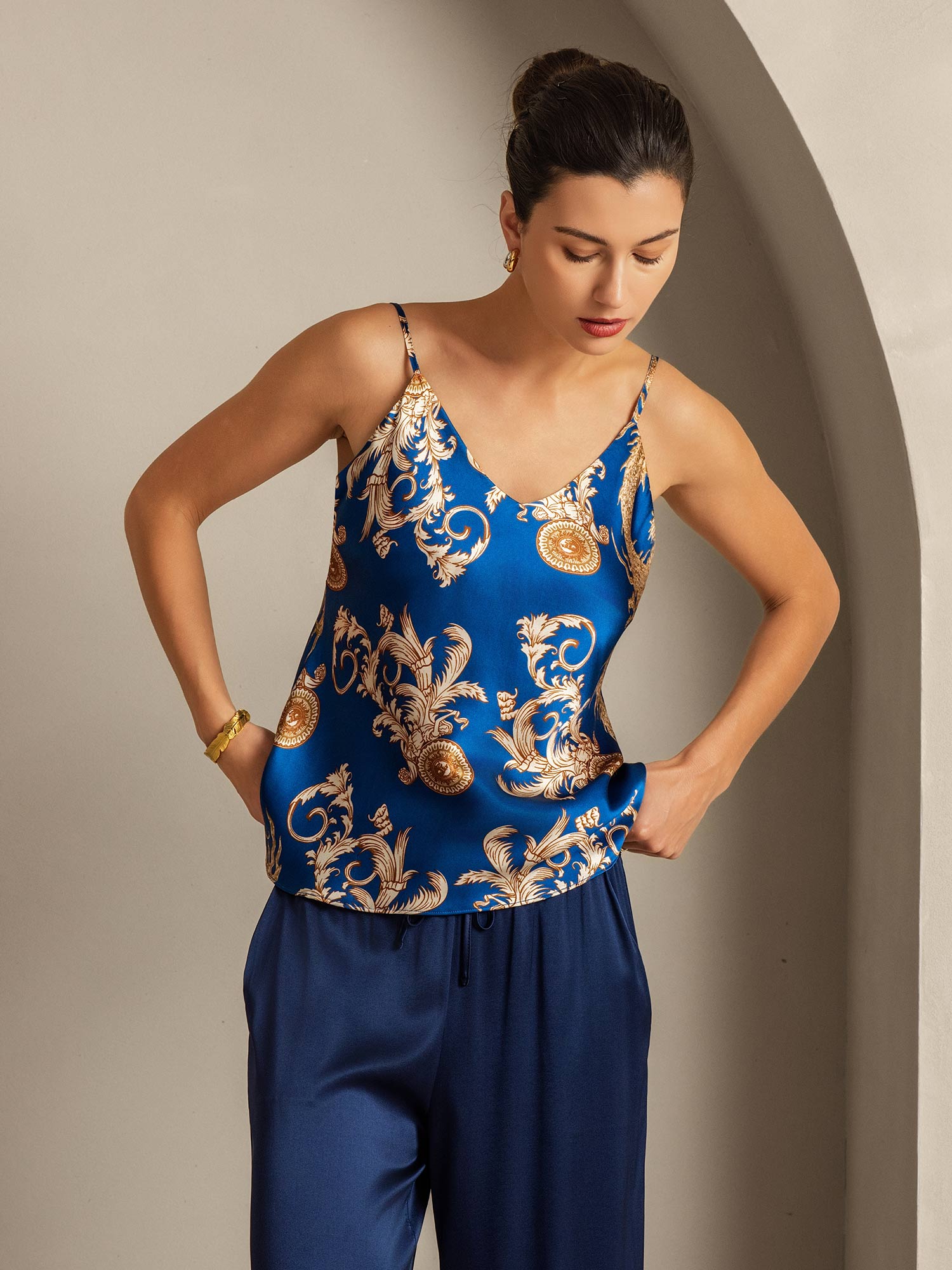 [Dragón Navy] SilkSilky-ES Seda Pura Cuello en V Top de tirantes 007