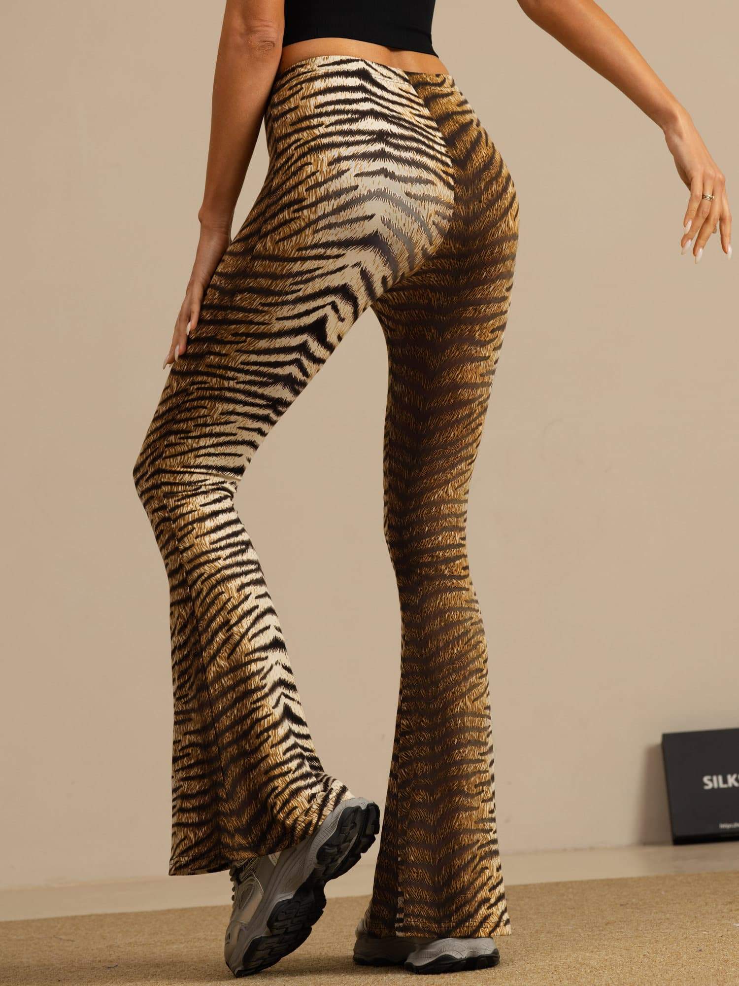 [Tigre] SilkSilky-ES Womens Pants 002