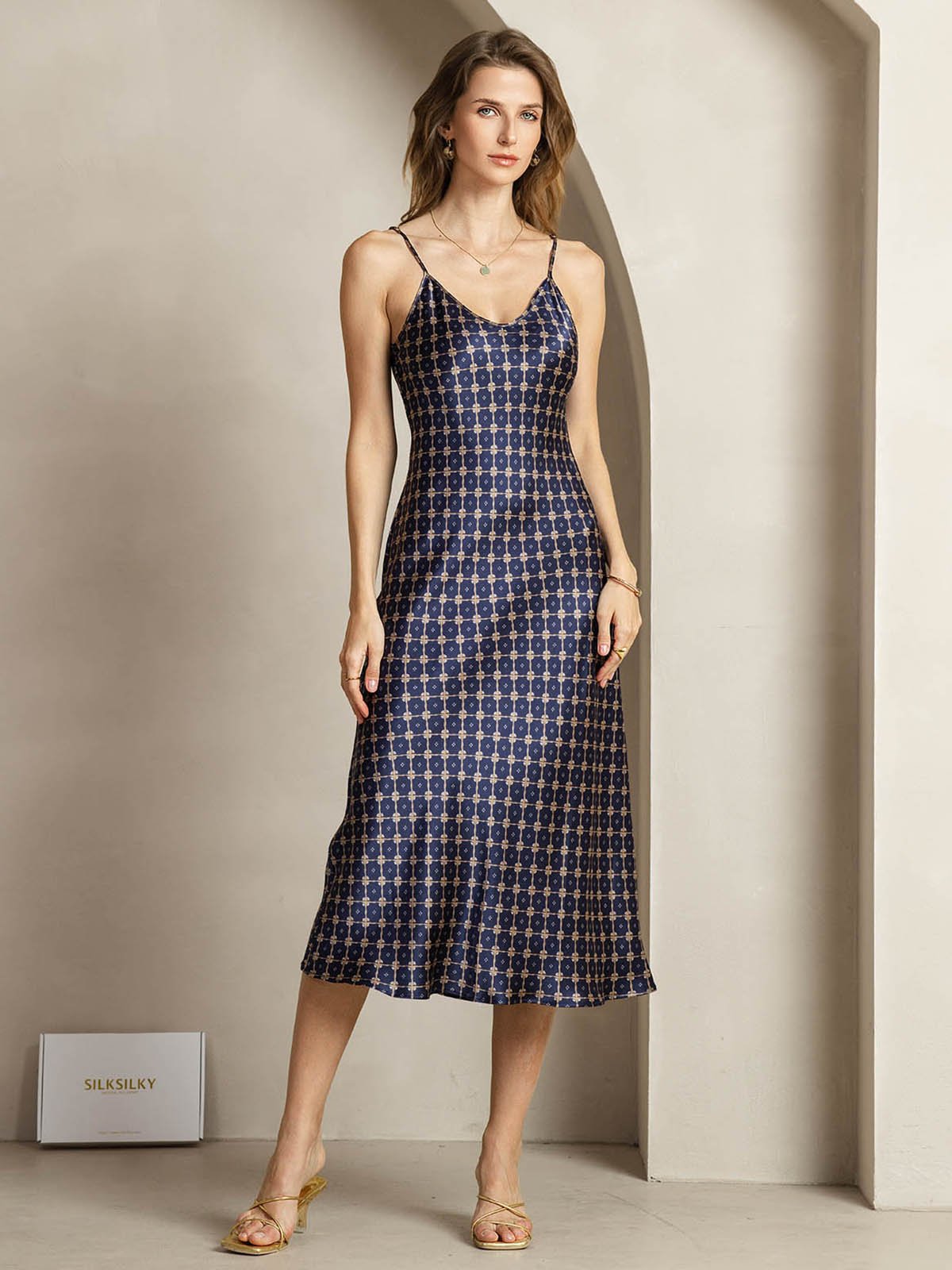 [CadenaAzulMarino] SilkSilky-ES 19Momme Seda Cuello en V Vestido 001