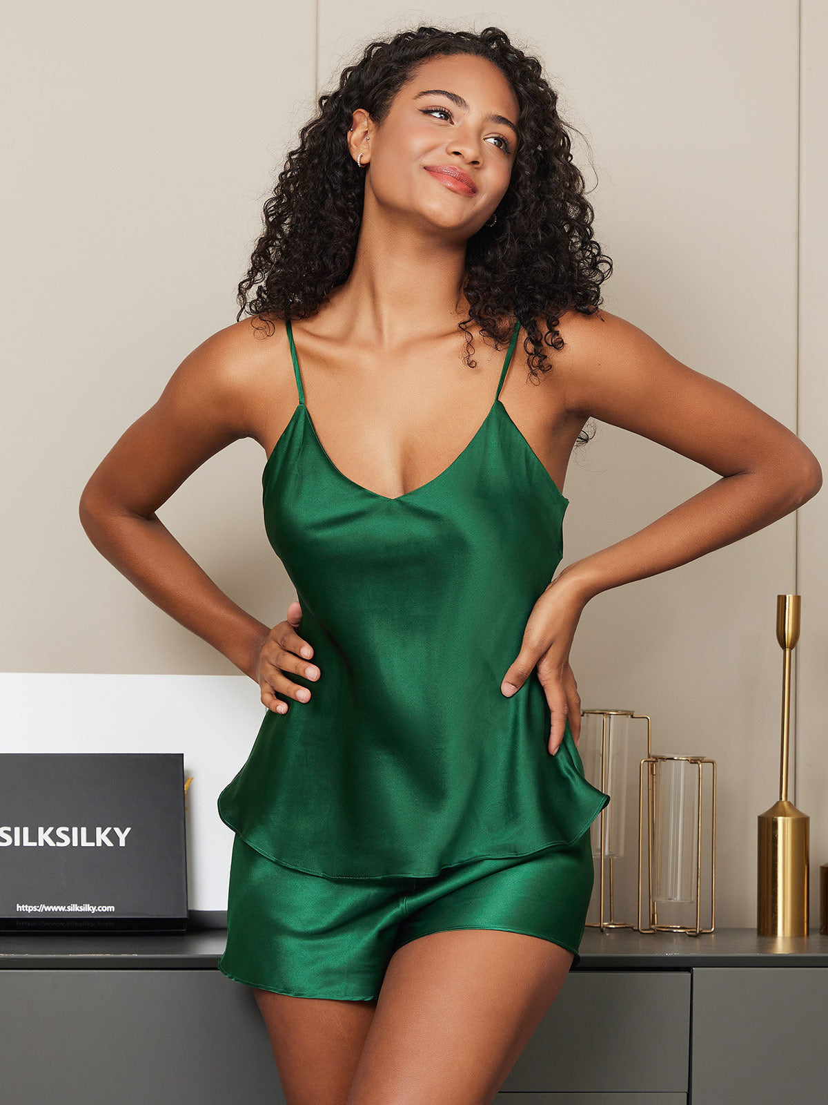 SilkSilky-ES Seda Pura Sin mangas Cuello en V Conjunto de tirantes Verde 002