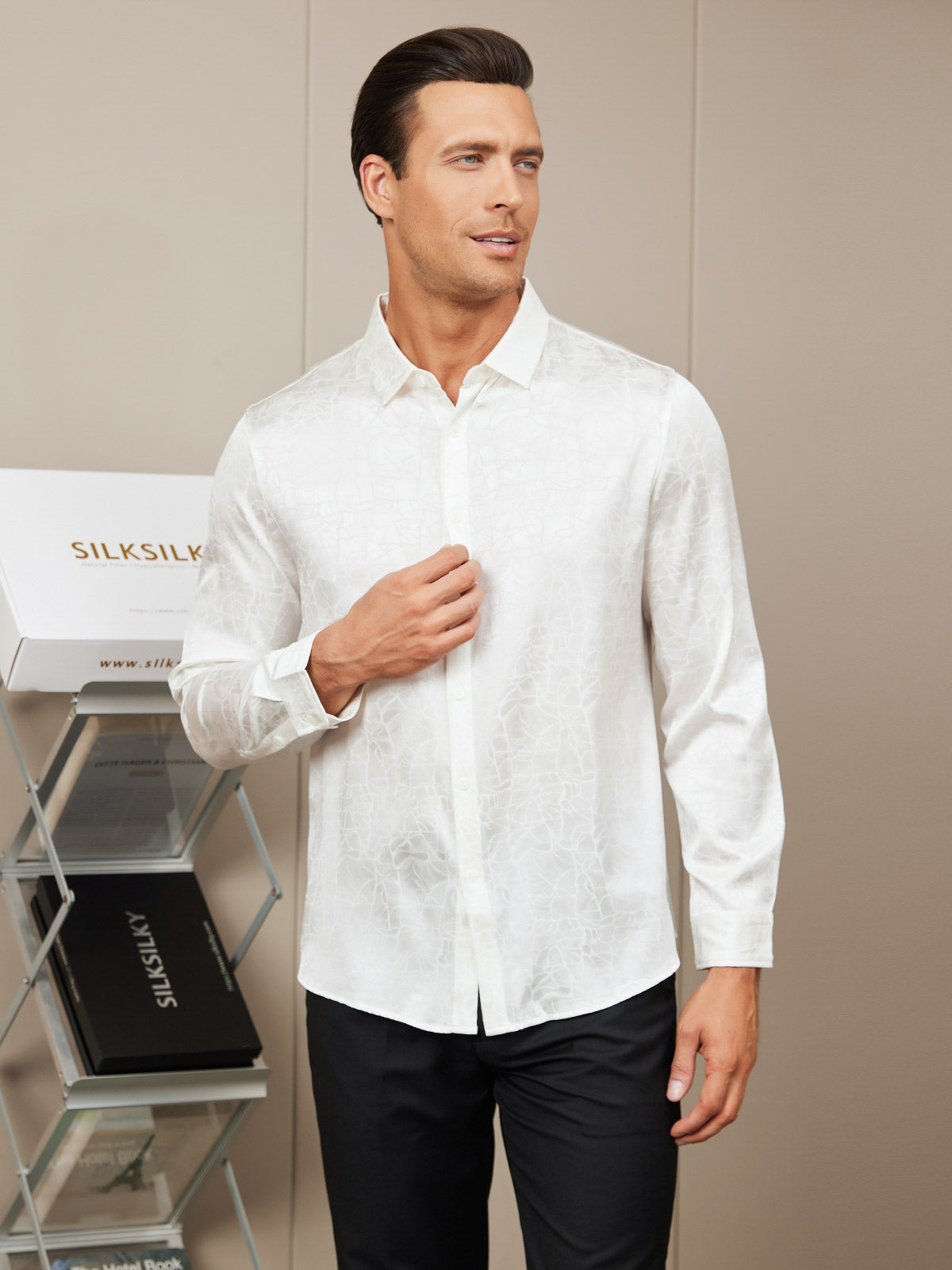 SilkSilky ES Seda Manga larga Cuello Camisero Camisa de hombre Blanco 005