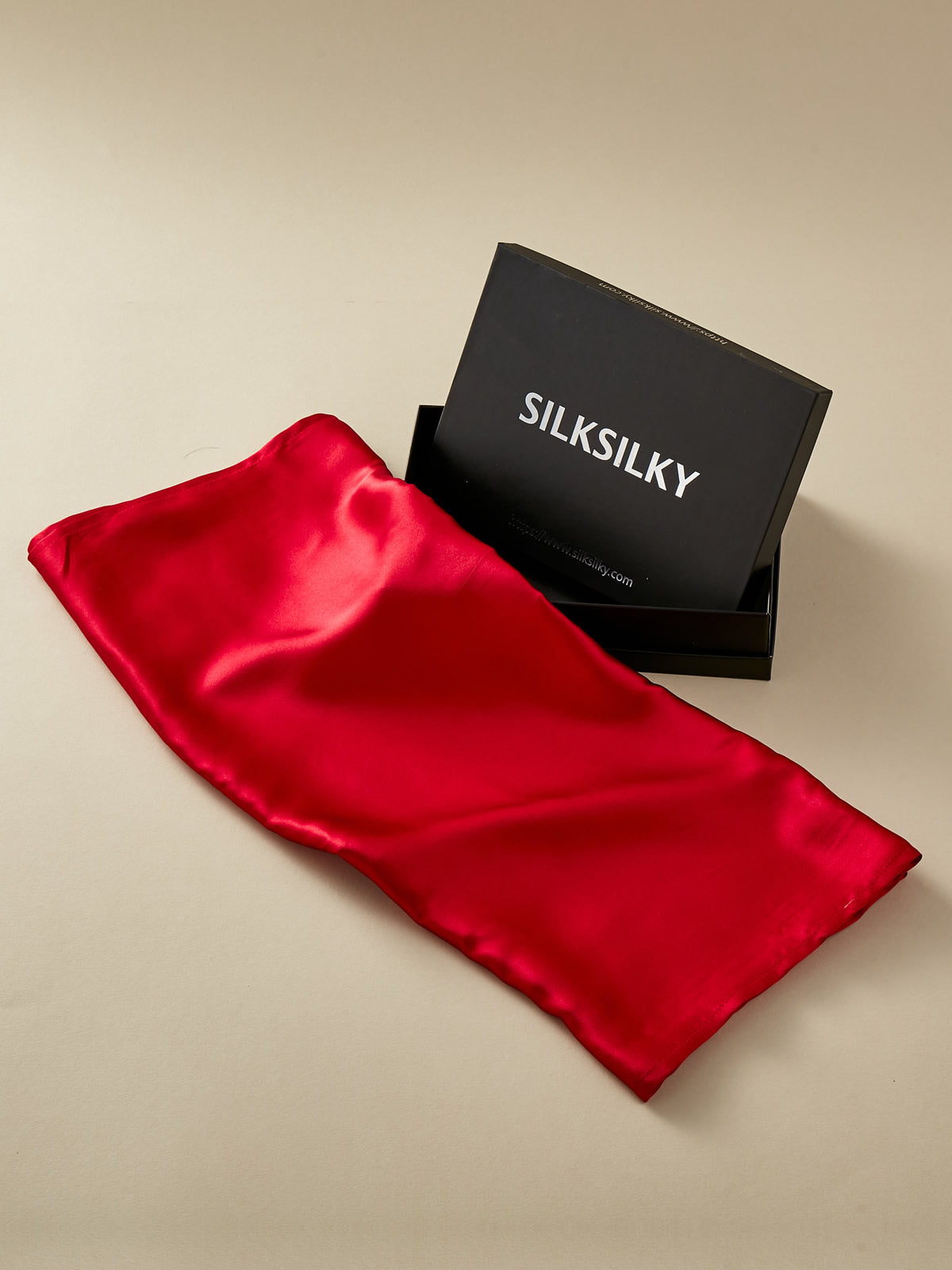 SilkSilky ES Seda Pura Scarf Rojo 001