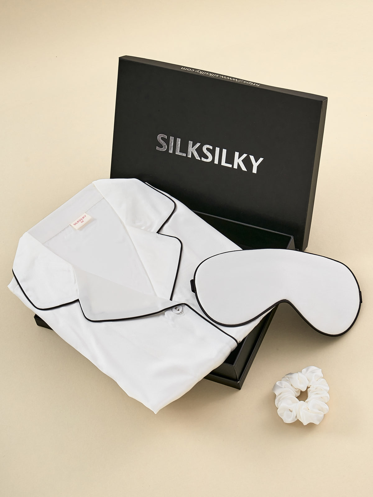 SilkSilky ES Seda Pura Manga larga Solapa Pijamas de mujer Blanco 001